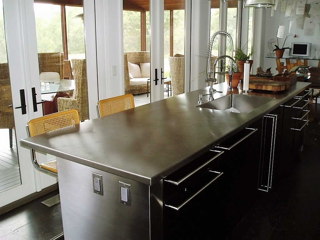 https://brookscustom.com/wp-content/uploads/2016/03/1-Stainless-steel-kitchen-island-countertop.jpg