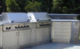 Stainless Steel Cabinets to Match Appliances
