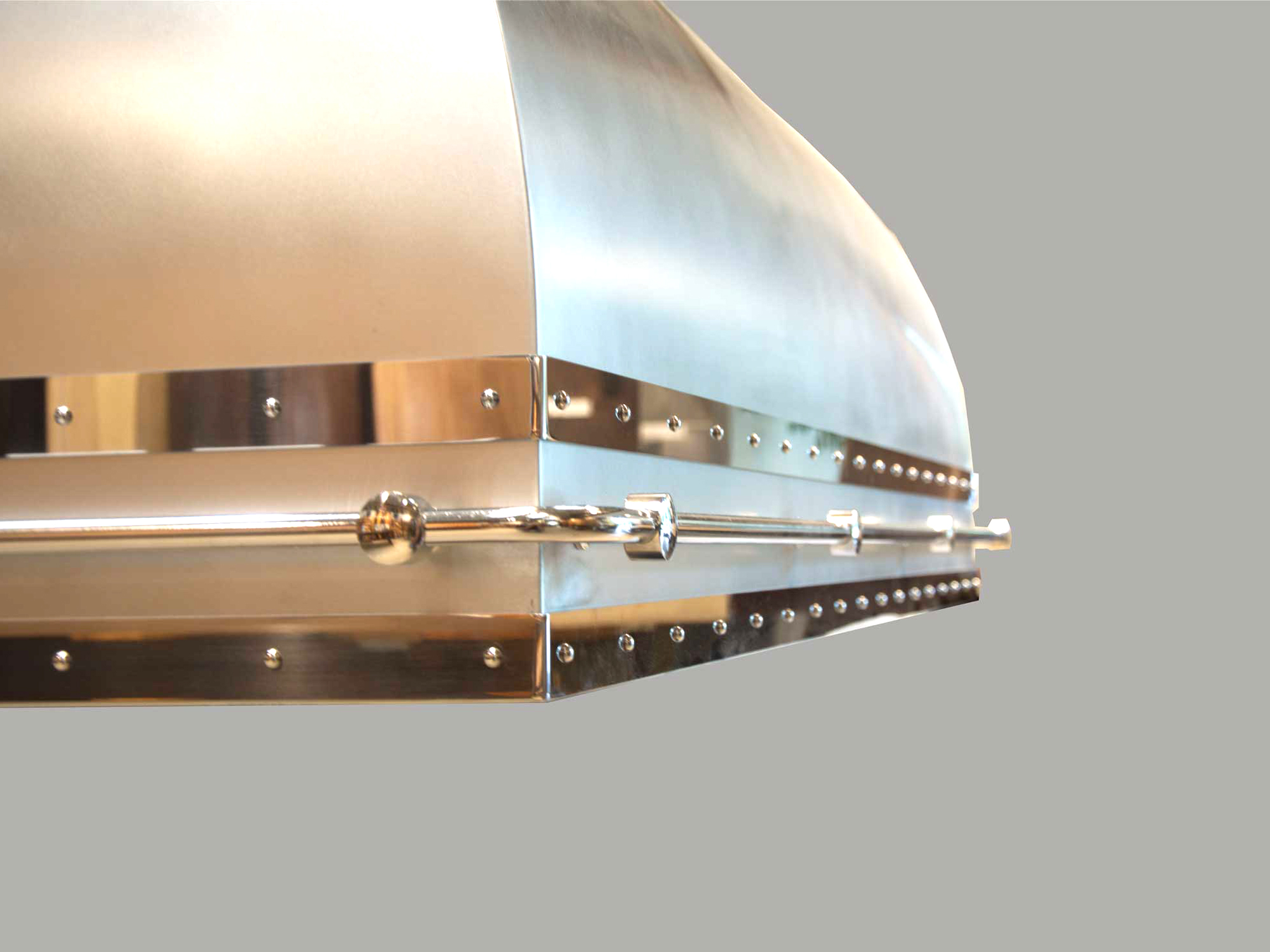 Traditional Range Hoods